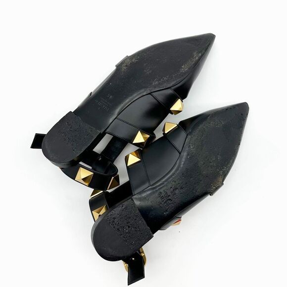 VALENTINO Roman Rockstud Black Gold Cage Flat 38.5 Pointed Toe Leather Gladiator - Picture 11 of 15